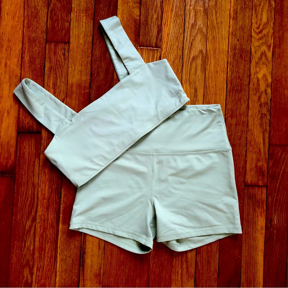 Reformation mint sports bra and short set - size medium